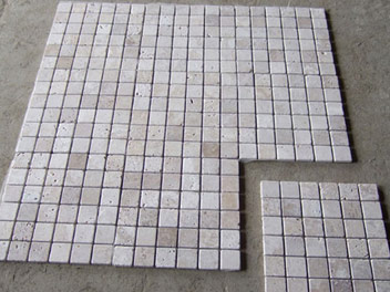 Carrelages mosaïque travertin